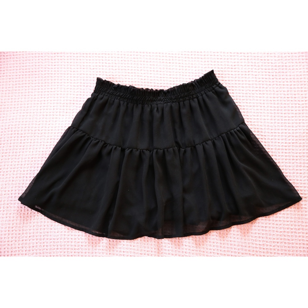 Black skirt